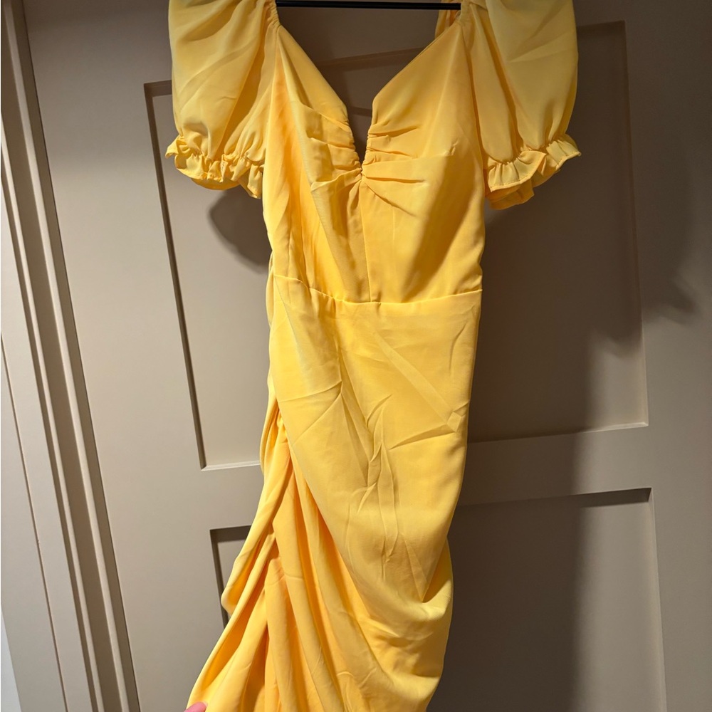 Elegant Yellow Puff Sleeve Dress